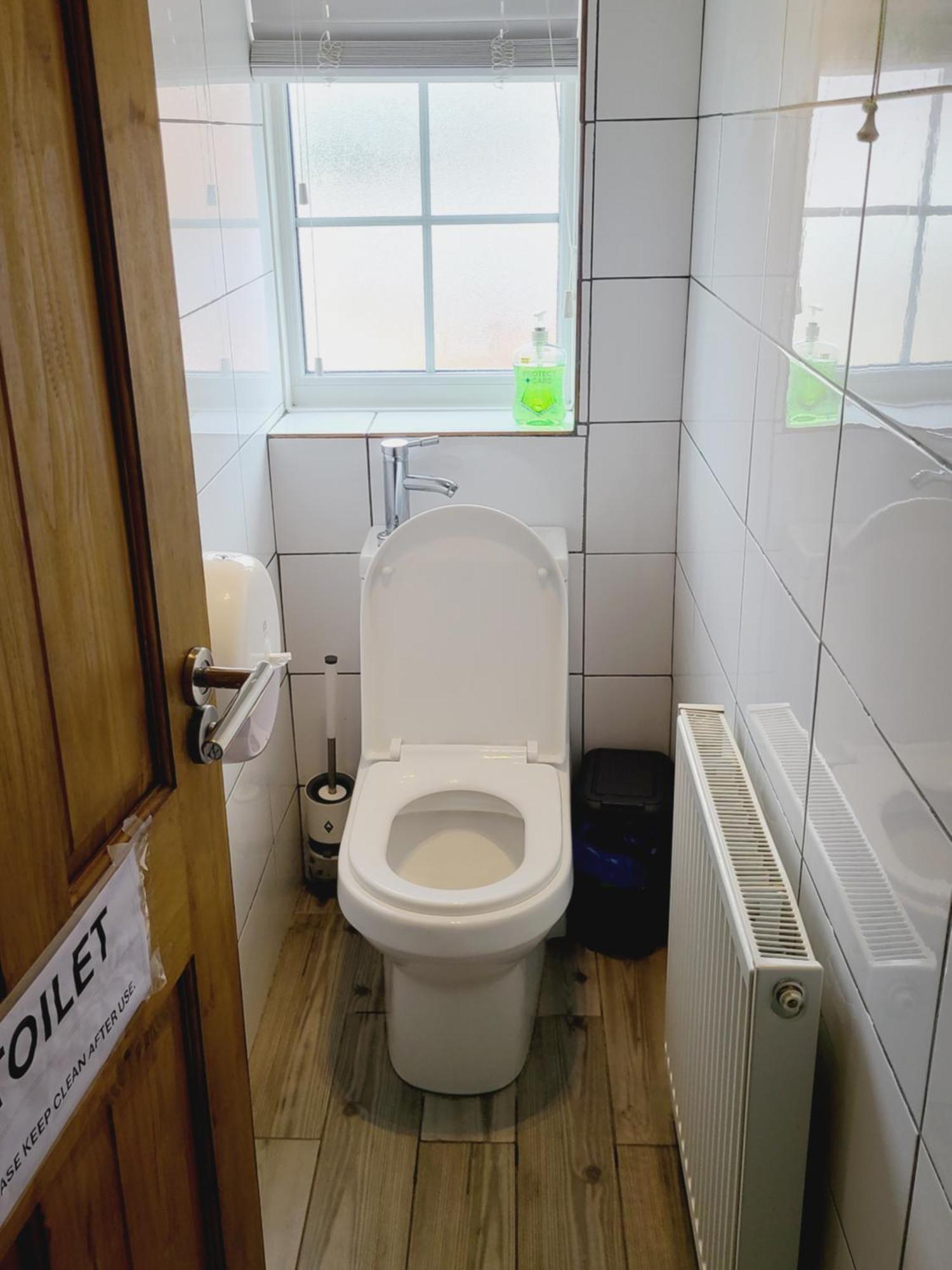 Gatwick Rooms-Travel Service-Airport Parking Ifield 외부 사진